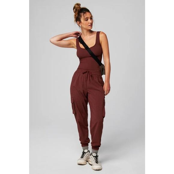 New Fabletics Ripstop Cargo Jogger womens Sepia stripe size M - Picture 1 of 7